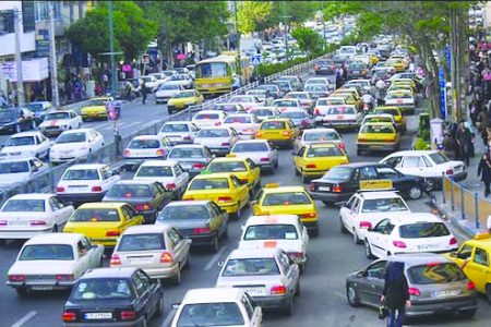 فرمانده انتظامی شهرستان ابهر: خیابان‌های ابهر جوابگوی حجم تردد وسایل نقلیه نیست