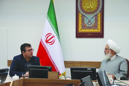 نماینده ولی فقیه در استان زنجان: مسوولان برای توسعه روستاها و مناطق کمتر توسعه یافته تلاش کنند